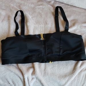 Torrid fishnet bralette size 2 new